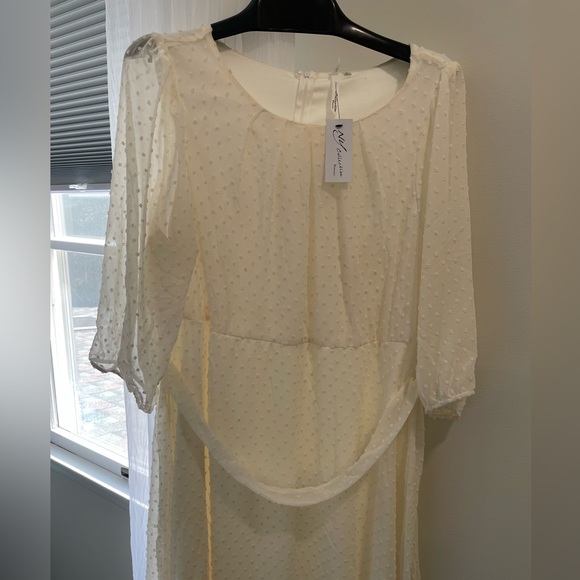 New off white dress plus size long sleeve textured - Picture 5 of 5